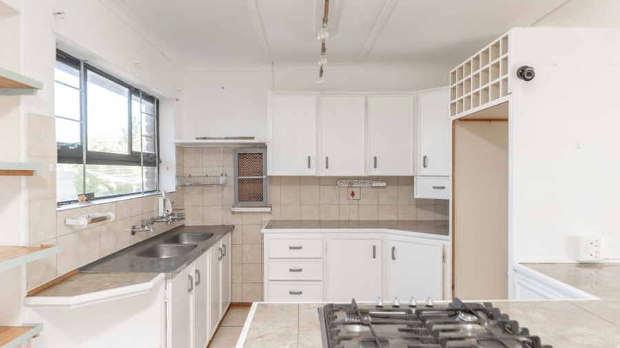 To Let 3 Bedroom Property for Rent in Struisbaai Western Cape